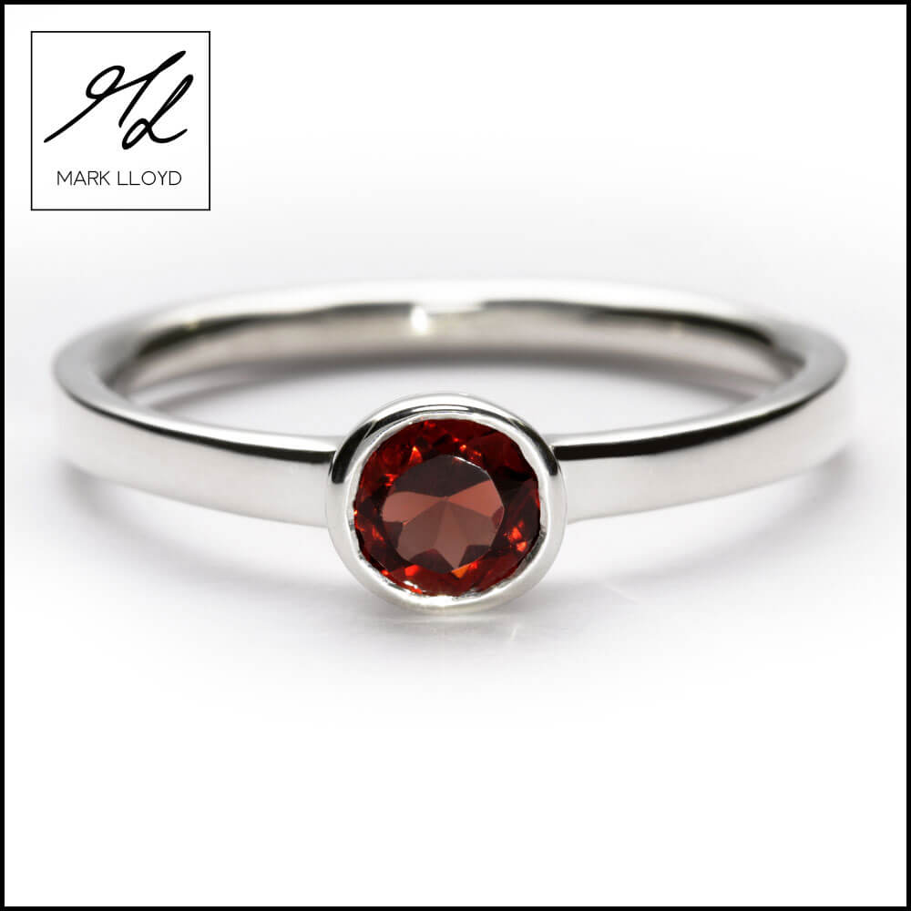 GARNET RING